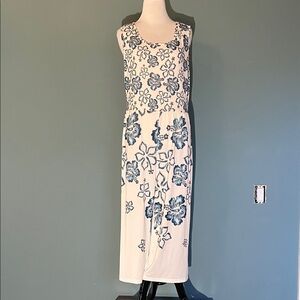 Lily Blue and White Floral Midi Dress